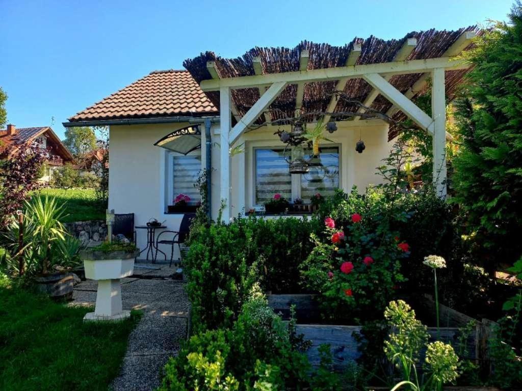 Ferienhaus Kaerntnergmiat Feldkirchen in Kärnten Eksteriør billede