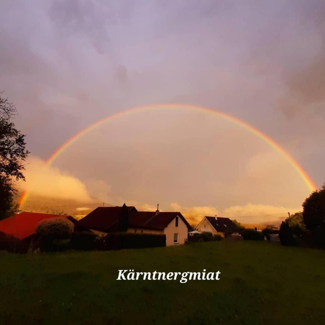 Ferienhaus Kaerntnergmiat Feldkirchen in Kärnten Eksteriør billede